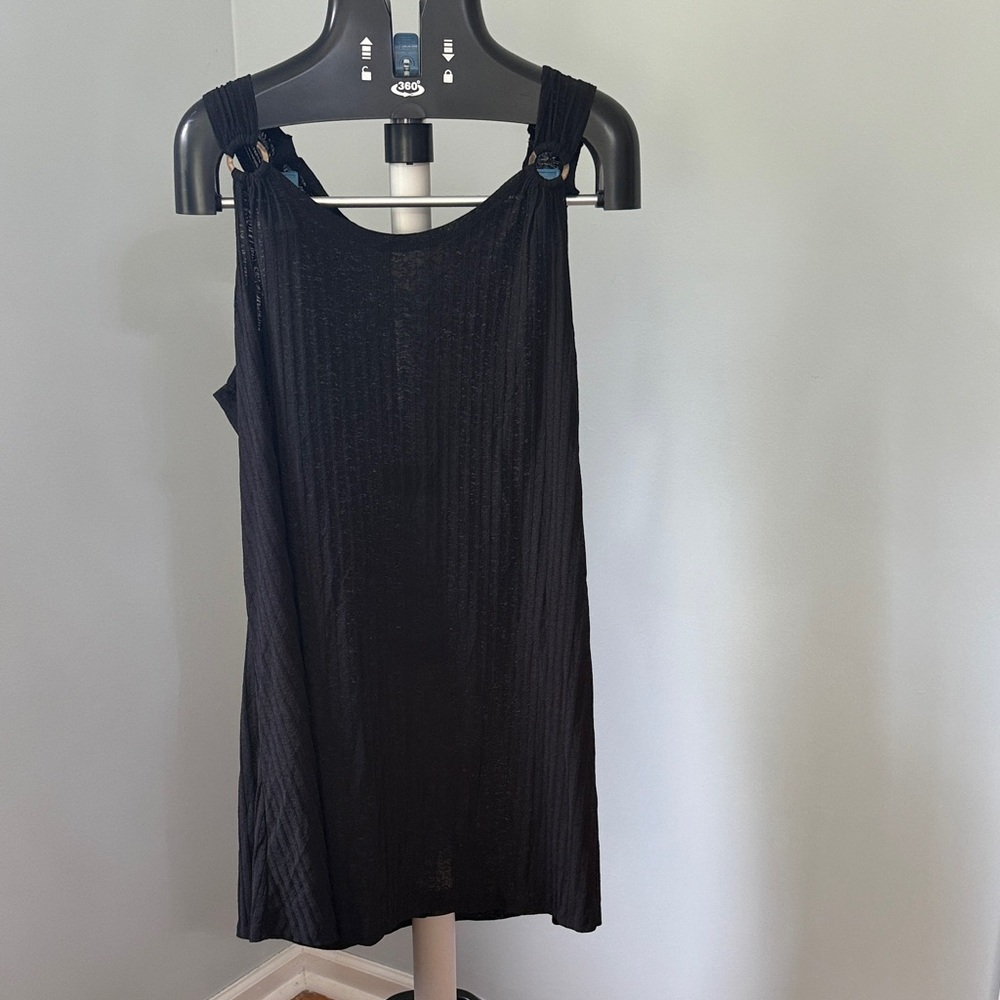 Elegant Black Sleeveless Tank Top